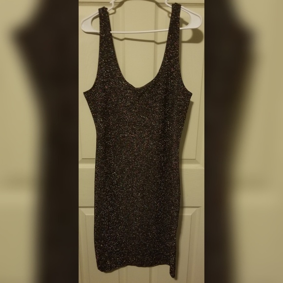 🆕️ Metallic Midi - Picture 2 of 5